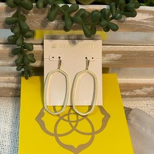 Kendra Scott Gold Open Frame Danielles NWOT